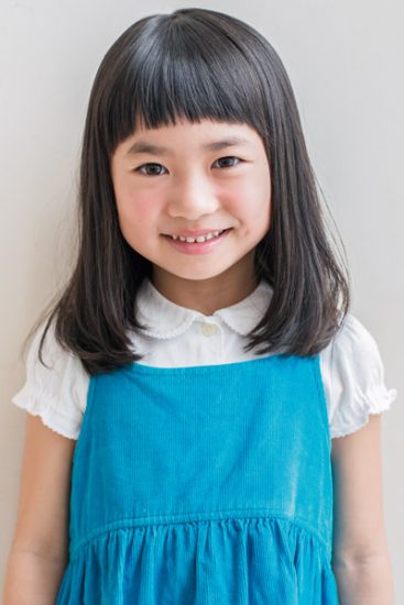 髪型 ユニーク小学生 女の子 髪型 アシメ