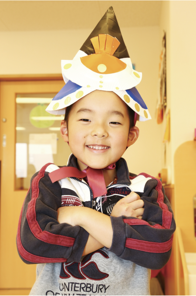本格的 帽子のようにかぶれるえぼし兜を作ろう 親子で手作り 子どもの日工作 小学館hugkum