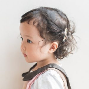 1歳の男の子 女の子におすすめの髪型を美容師が直伝 初めての切り方 はさみ使いのテクニックや ヘアアレンジも 小学館hugkum