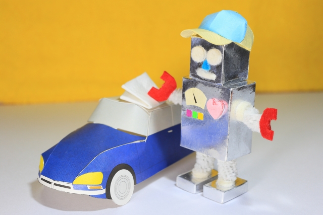 好きなロボットのキャラクターは 最新戦隊ロボから パパママ感涙の懐かしキャラまで大集合 小学館hugkum