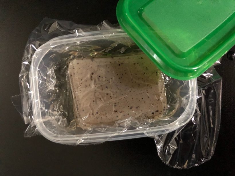 こんにゃくの保存には アノ液体を使う 常温 冷蔵 冷凍でおいしく保存するコツとレシピ 小学館hugkum