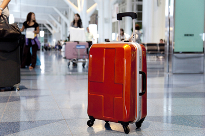 コストコのスーツケースがスゴイ！サムソナイトやスイスミリタリーなど、大容量かつコンパクト、多機能なスーツケースのおすすめは？