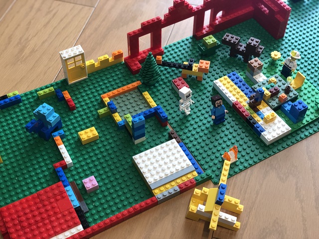 レゴ ブロックのyoutubeワークショップが楽しい 休校中の小学生たちと試してみた 小学館hugkum