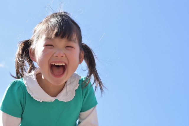 子育ての「放任主義」をどう考える？ 放任主義のメリット・デメリット、上手に実践するポイントとは | HugKum（はぐくむ）