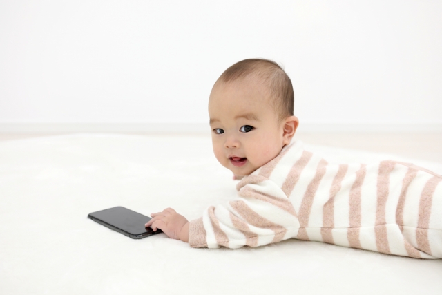 パパママおすすめ 乳児アプリ を紹介 知育遊びから育児記録まで 便利なアプリを活用しよう Hugkum はぐくむ
