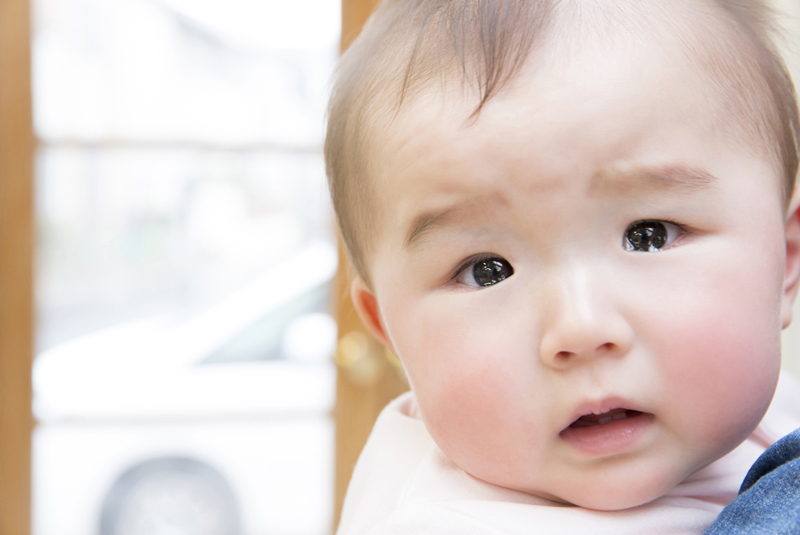 赤ちゃんの泣き声を不快に感じる理由や対処法 聞き分けアプリもチェック 助産師監修 Hugkum はぐくむ