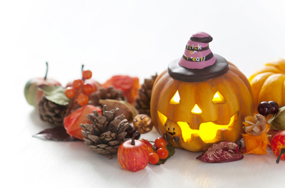ハロウィンはいつからいつまで 由来や起源 かぼちゃやお菓子 仮装 コスプレなどのイベントをご紹介 小学館hugkum