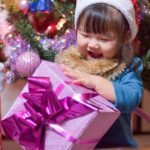 クリスマスプレゼントはいつ渡すのが正解？24日or25日？子どもが喜ぶ渡し方やタイミングをリサーチ！
