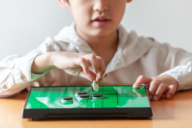 子供も大人もハマる！おすすめのボードゲームをプレイ人数・時間別にピックアップ | HugKum（はぐくむ）