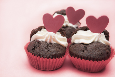 バレンタインにおすすめの手作りケーキ 人気のカップケーキやガトーショコラの簡単レシピをチェック 小学館hugkum