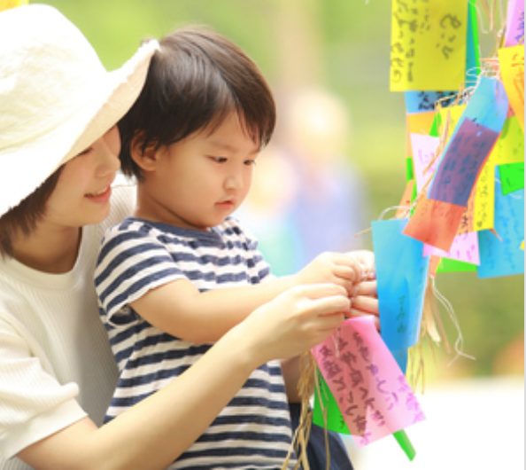 21年の七夕はいつ 由来は 織姫と彦星のストーリーや 短冊の色 飾りの意味を解説 小学館hugkum