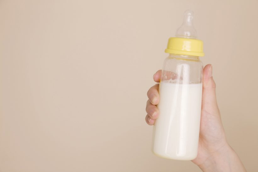 助産師監修 新生児のミルクの量は毎日変わる 計算法や量の増やし方 おすすめのミルクを紹介 Hugkum はぐくむ