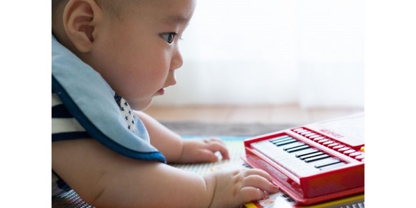 1歳から遊べるキーボードおもちゃ人気7選