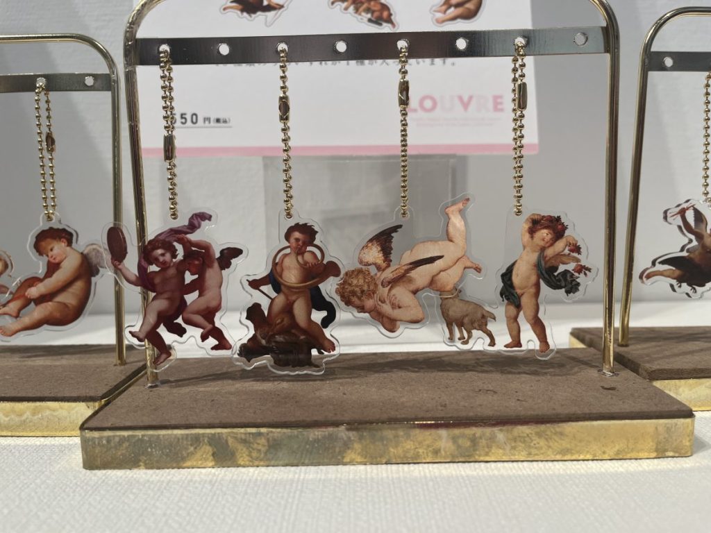 すみっコぐらし】の限定コラボグッズも！「ルーヴル美術館展 愛を描く