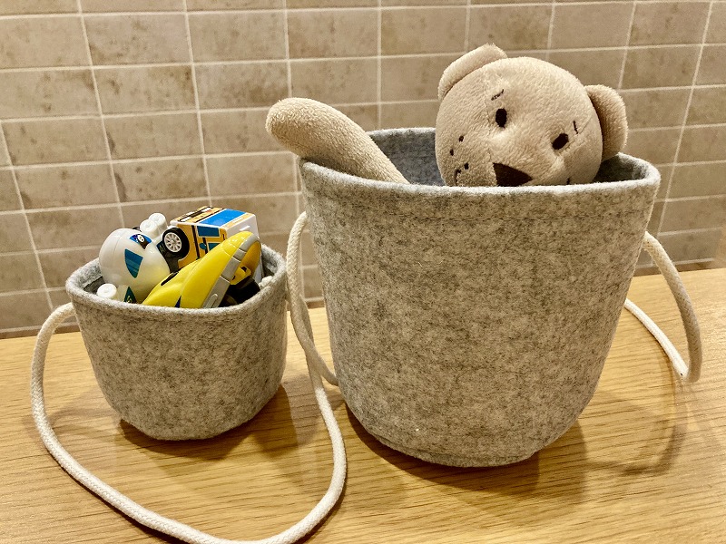 使い方3：「吊り下げ鉢カバー」におもちゃを入れて小さなバッグに！