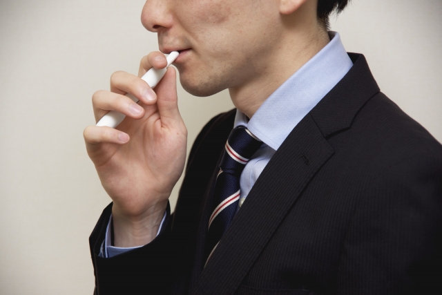 喫煙は肺や肺の動脈・静脈の健康に悪い影響を及ぼす可能性が高くなります