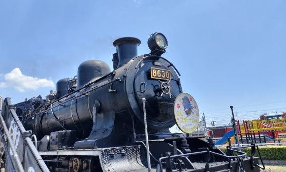 蒸気機関車「SLスチーム号」