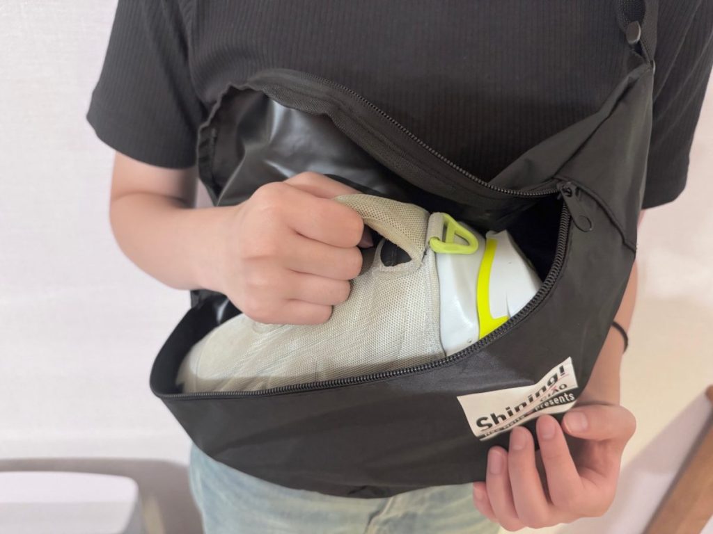 口がガバッと開くから物の出し入れもラクラク！