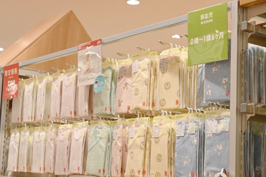 ベビー服売り場