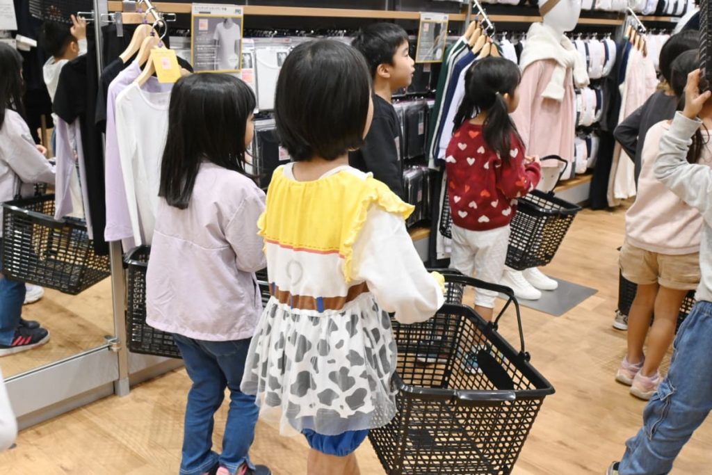 お友達と一緒にお買い物も楽しい!