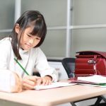 《中学受験》不登校から偏差値60超の有名校に合格！「対人不安で塾や模試にも行けなかった」伸びた理由、学校選びのポイントは？【ココロミル・山田塾長に訊く体験談】
