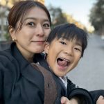 先天性難聴の息子に「みんな違って当たり前を受け入れ、自分自身を愛し、人間力を育んでほしい」料理家・SHIORIさん一家が移住先にバルセロナを選んだ理由とは