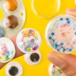 入手困難《シャカシャカシール》を手作り！ 100均など身近な材料で作る３つの方法【工作のプロが素材別に徹底比較】