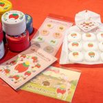 「山梨いちごの王さまミュージアム サンリオ創業者  辻󠄀信太郎記念館」がオープン！ いちご新聞や歴代キャラクターなども展示、限定グッズにも注目