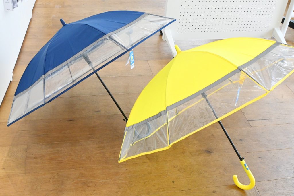「Waterfront キッズスピンキャノピー 55cm」1,650円/直径:約90cm、全長:約74cm、親骨:55cm、重さ:395g