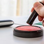 ハンコを押す「捺印」と「押印」の違いって知ってる？【知って得する日本語ウンチク塾】