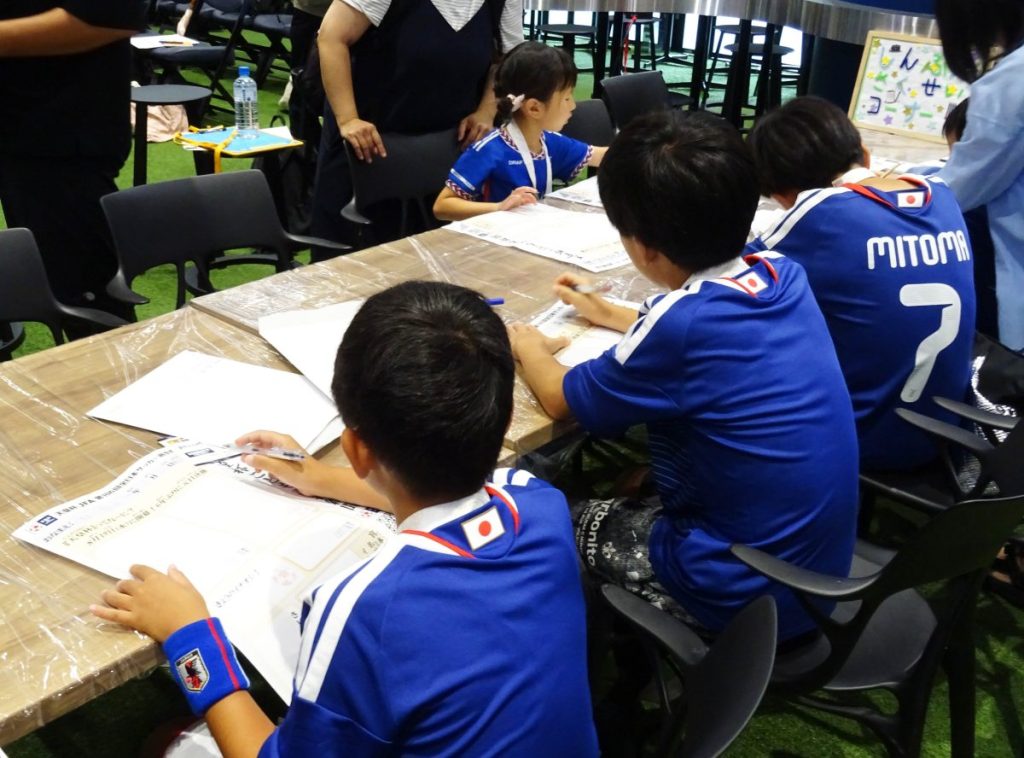 学んだことをその場で形にできる作業スペース ©JFA/PR